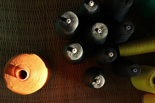 zbiór nici i igieł